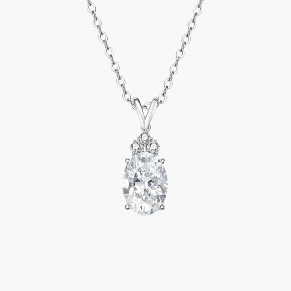Oval Shaped Pendant Necklace in 14k White Gold